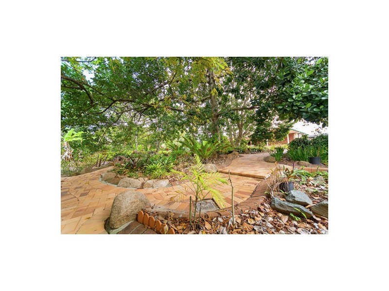 11 Young Road, Narangba QLD 4504