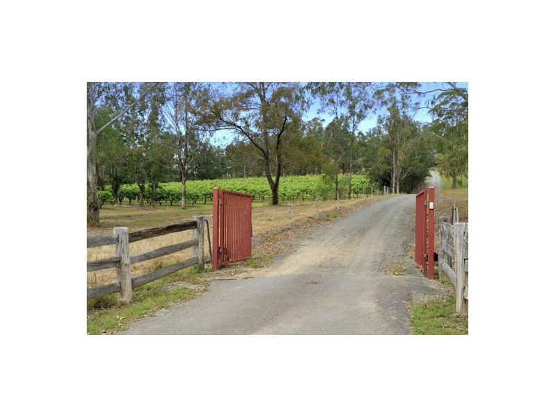 359 Raynbird Road, Narangba QLD 4504