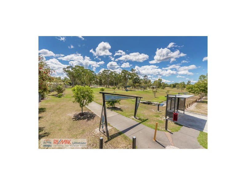 2/42 Bluebell Street, Caboolture QLD 4510