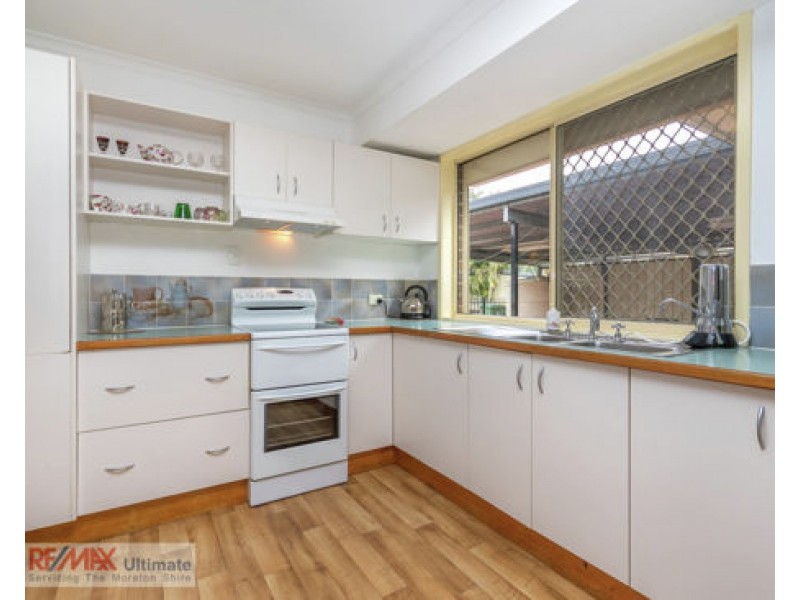 15 Donegal Street, Morayfield QLD 4506