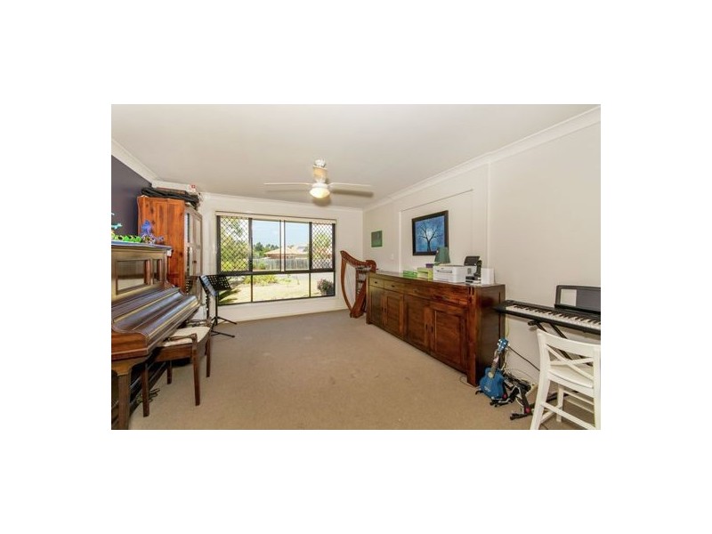 7 Cootamundra Crescent, Narangba QLD 4504