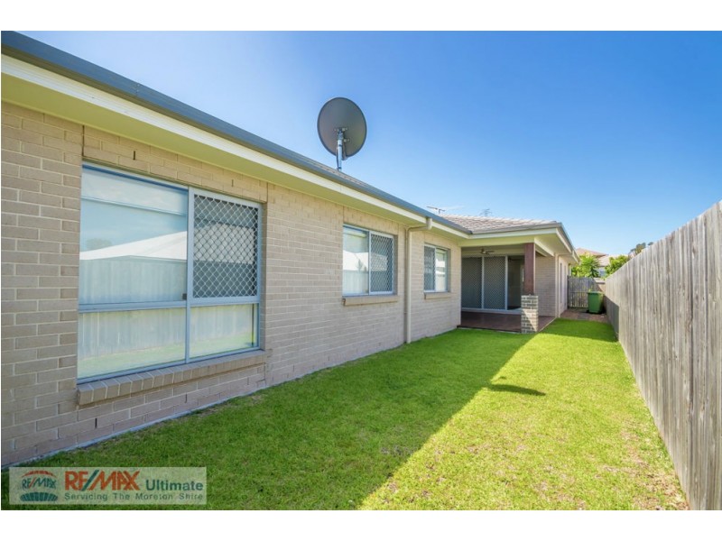 8 Holly Crescent, Griffin QLD 4503