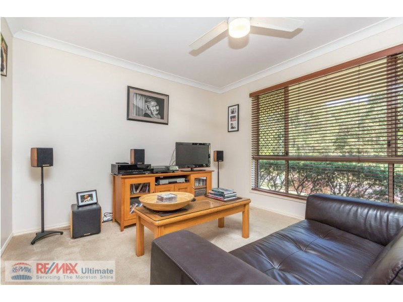 34 Lookout Place, Narangba QLD 4504