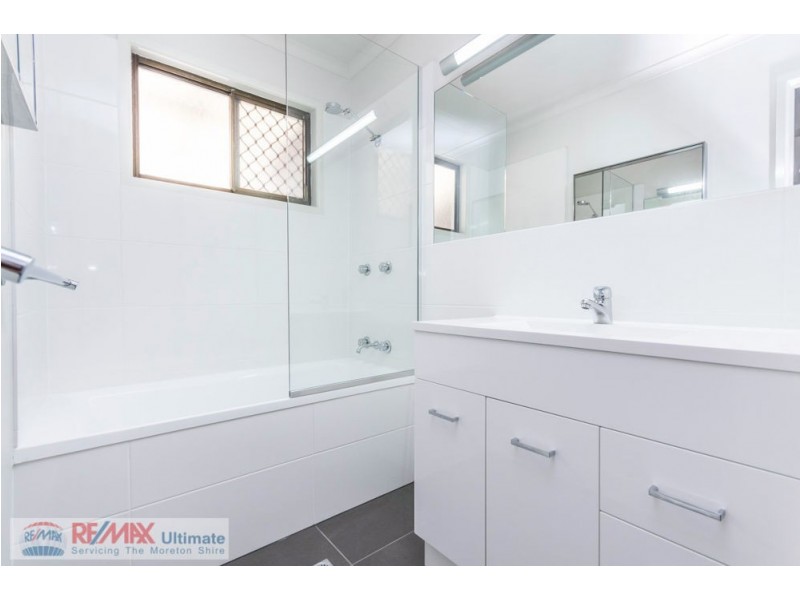 18 Mark Street, Morayfield QLD 4506
