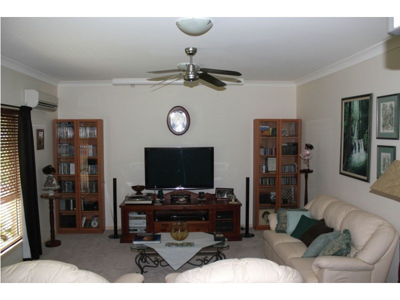 19 Greenlinks Crescent, Narangba QLD 4504