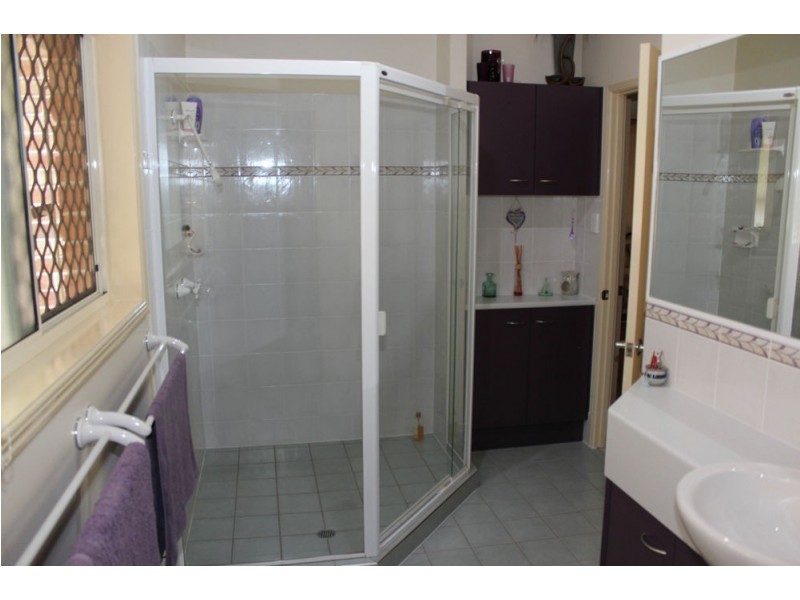 19 Greenlinks Crescent, Narangba QLD 4504