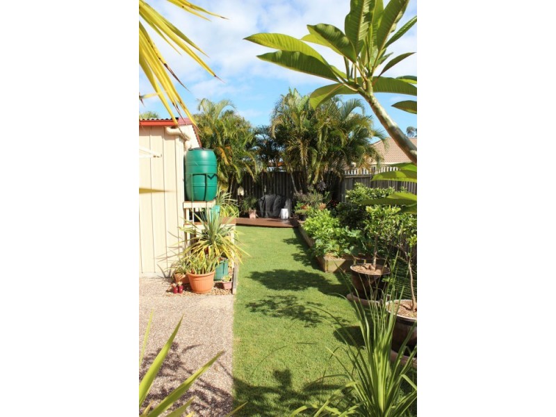 19 Greenlinks Crescent, Narangba QLD 4504