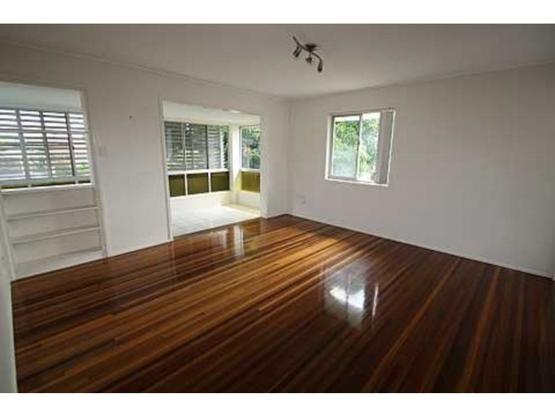 316 Victoria Avenue, Redcliffe QLD 4020