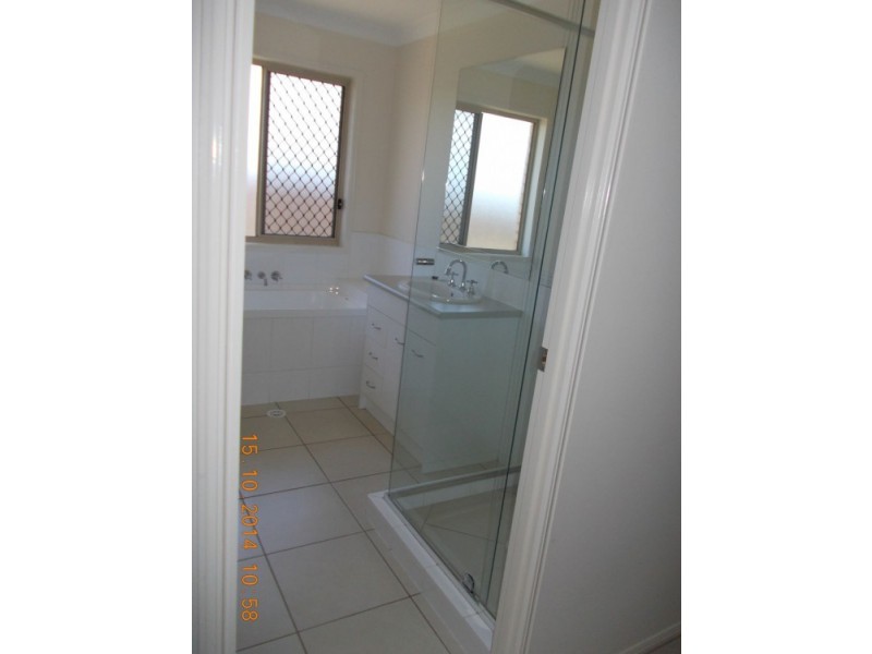 48 Ningi Waters Drive, Ningi QLD 4511