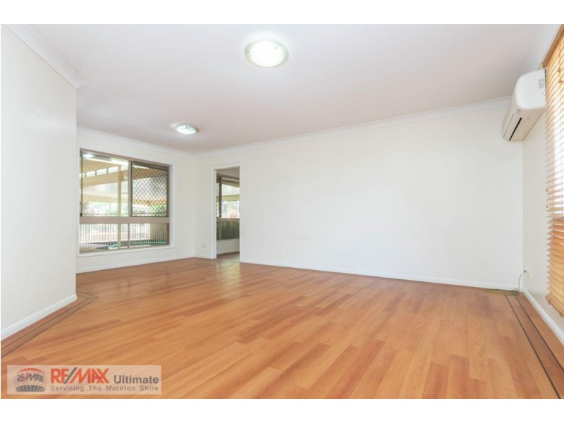 11 Kurrajong Drive, Warner QLD 4500