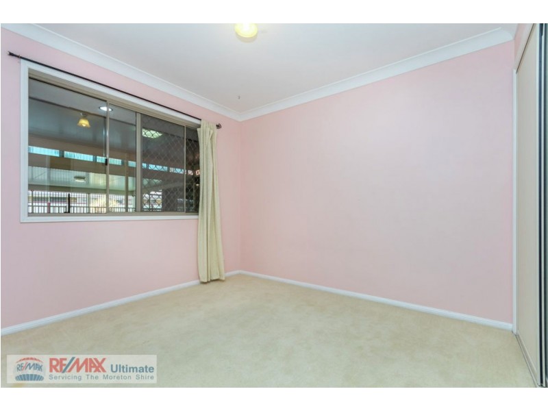 11 Kurrajong Drive, Warner QLD 4500