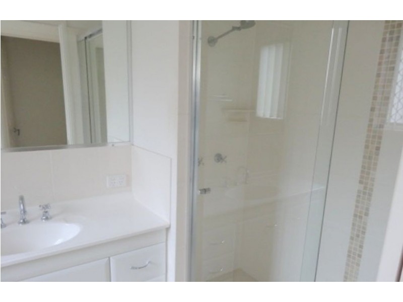 8 Canaipa Court, Rothwell QLD 4022