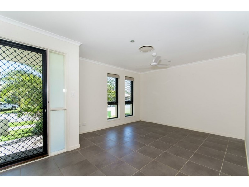 42 Lennon Boulevard, Narangba QLD 4504