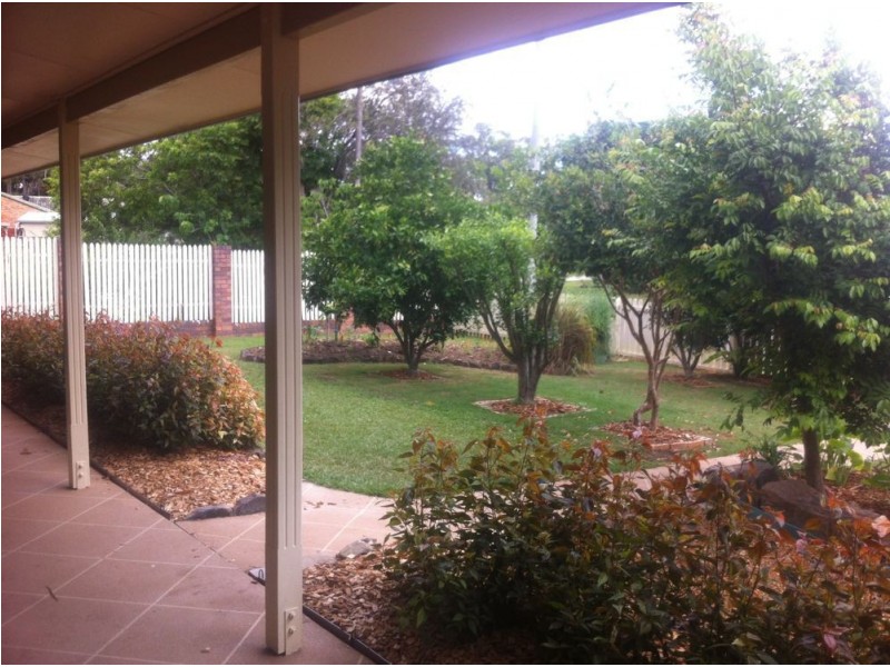10 Ulster Drive, Bellmere QLD 4510