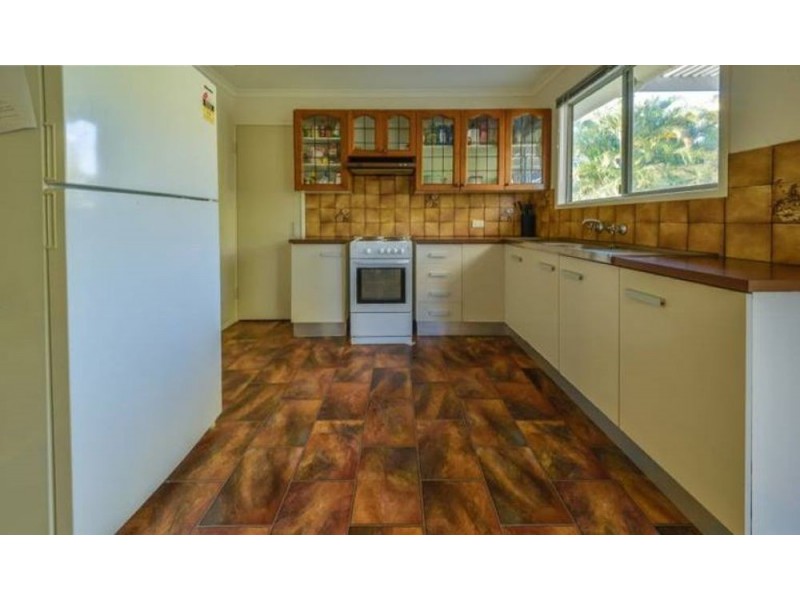 18 Avondale Street, Morayfield QLD 4506