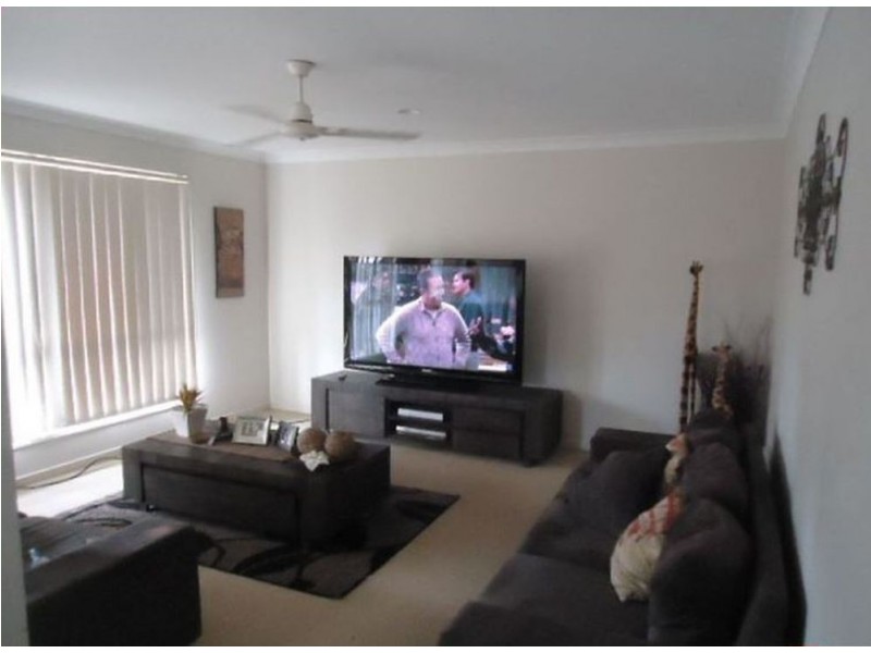 9 Julie Drive, Caboolture South QLD 4510