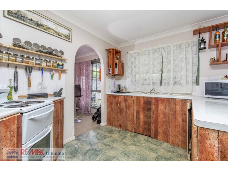 6 Whimbrel Court, Bellmere QLD 4510