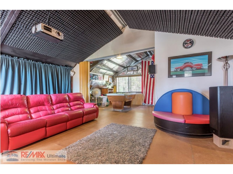 2 Mathieu Street, Petrie QLD 4502