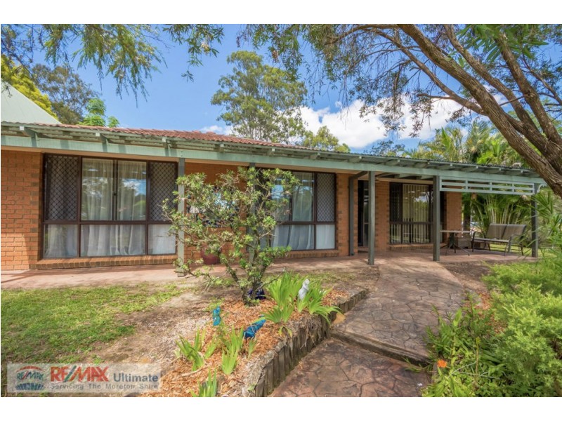 2 Mathieu Street, Petrie QLD 4502