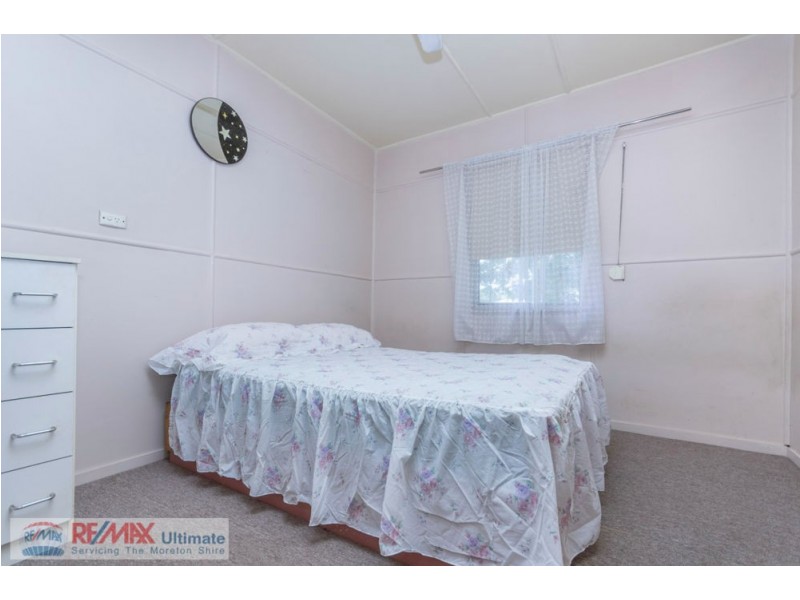 20 Oakey Flat Road, Morayfield QLD 4506