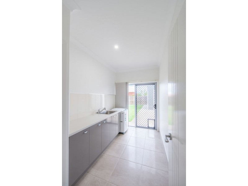 3 Torrisi Place, Kalkie QLD 4670