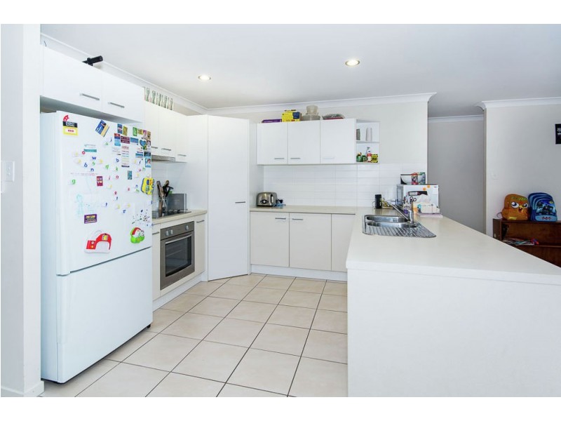 2 Rhiannon Court, Bellmere QLD 4510