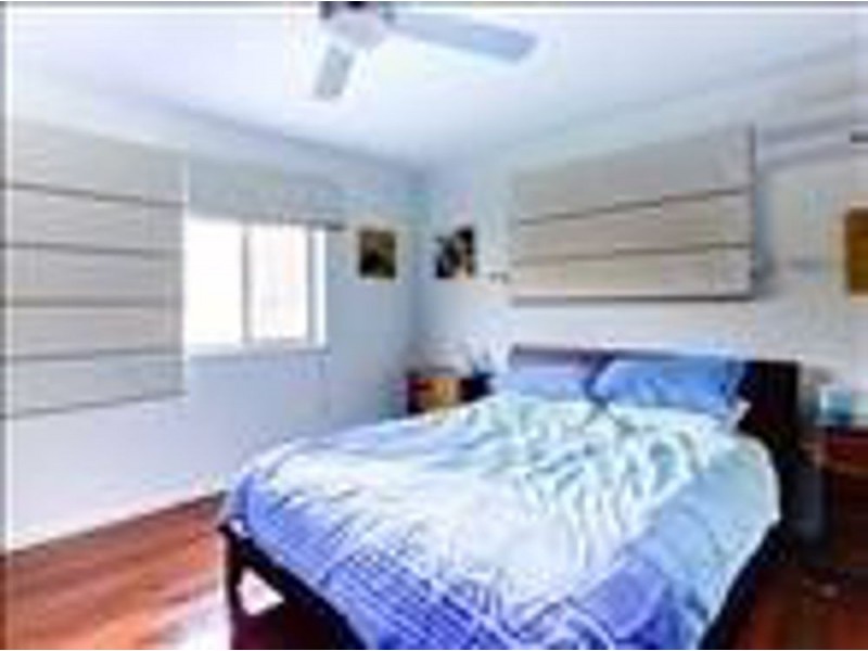 30 Ferol St, Coorparoo QLD 4151