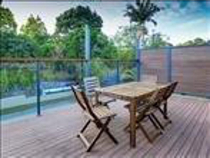 30 Ferol St, Coorparoo QLD 4151