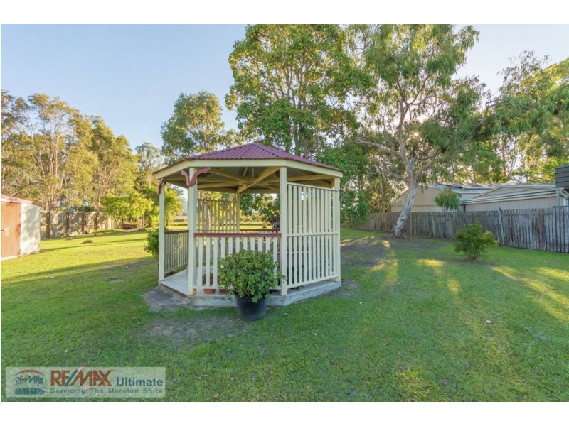 8 Farrer Court, Morayfield QLD 4506