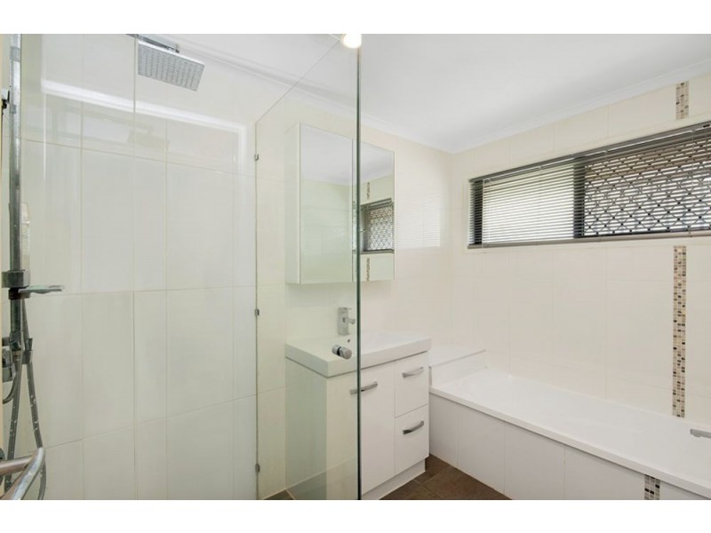 3 Pamphlett Street, Rothwell QLD 4022