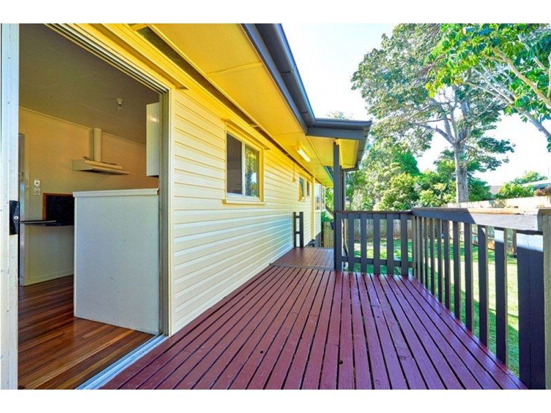 8 Foley Street, Lawnton QLD 4501