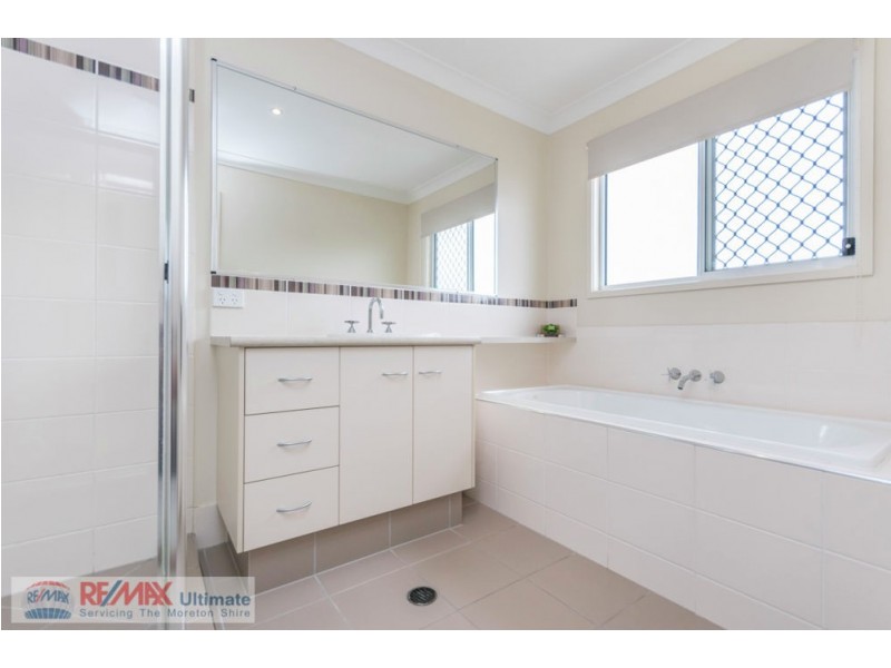 22 Astley Parade, North Lakes QLD 4509