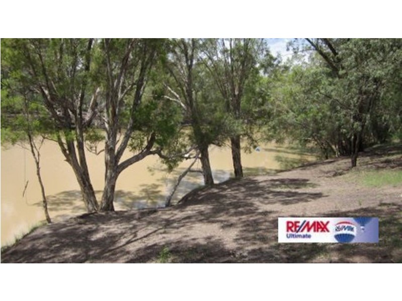 10 Moore Street, Dirranbandi QLD 4486