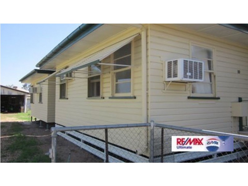 10 Moore Street, Dirranbandi QLD 4486