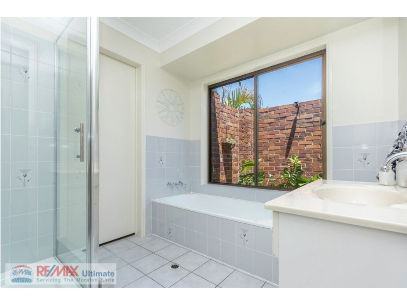 5 Cooper Place, Morayfield QLD 4506