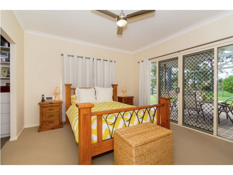 115 Hall Road, Elimbah QLD 4516