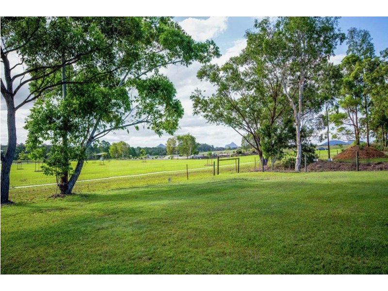 115 Hall Road, Elimbah QLD 4516