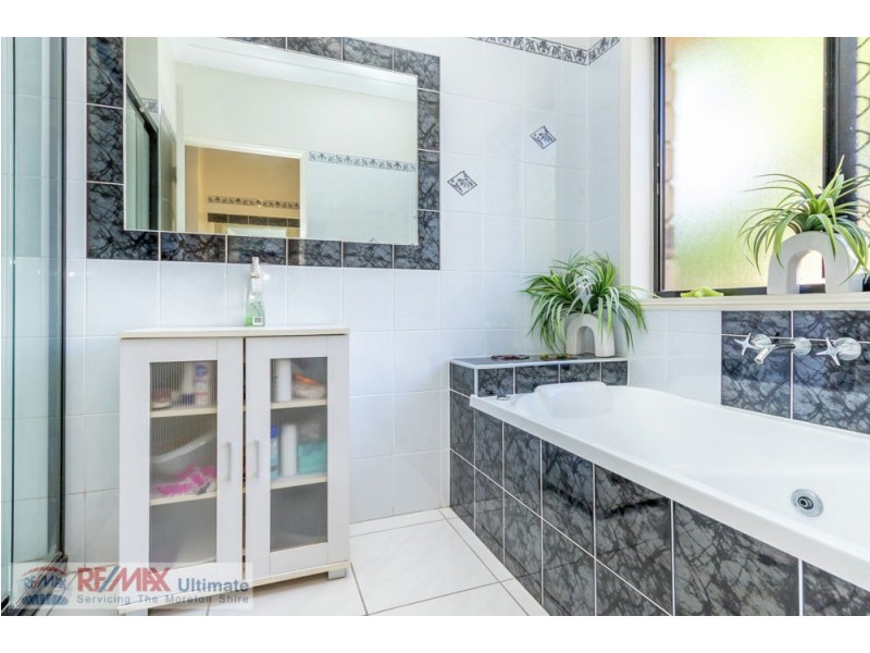 9 Barron Place, Joyner QLD 4500