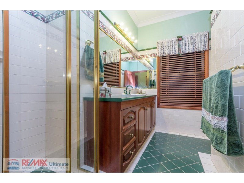 13 Winchcombe Avenue, Murrumba Downs QLD 4503
