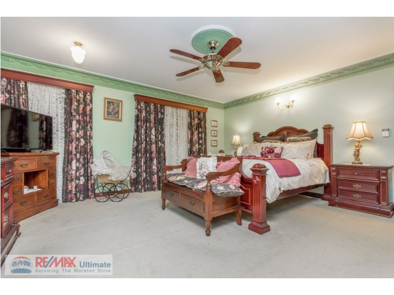 13 Winchcombe Avenue, Murrumba Downs QLD 4503