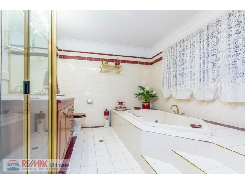 13 Winchcombe Avenue, Murrumba Downs QLD 4503