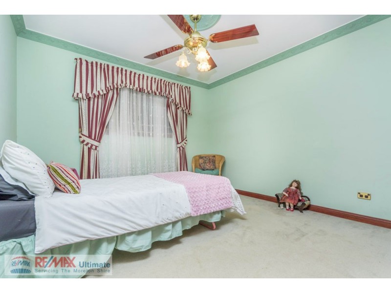13 Winchcombe Avenue, Murrumba Downs QLD 4503