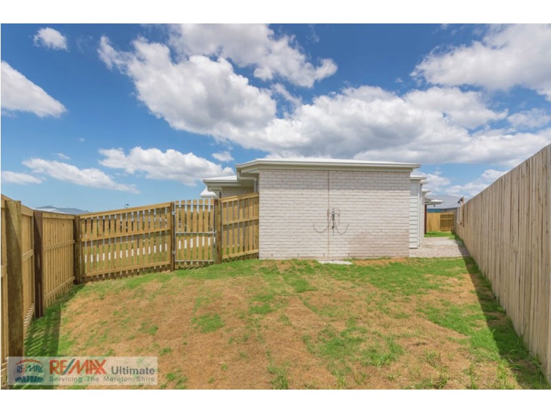 Unit 2 / 15 Coogera Court, Morayfield QLD 4506