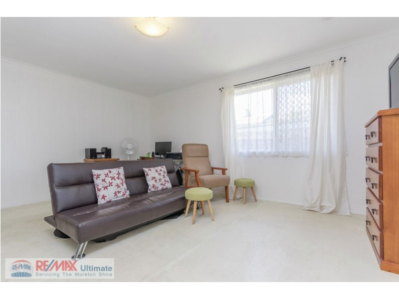 25 Paul Street, Kallangur QLD 4503