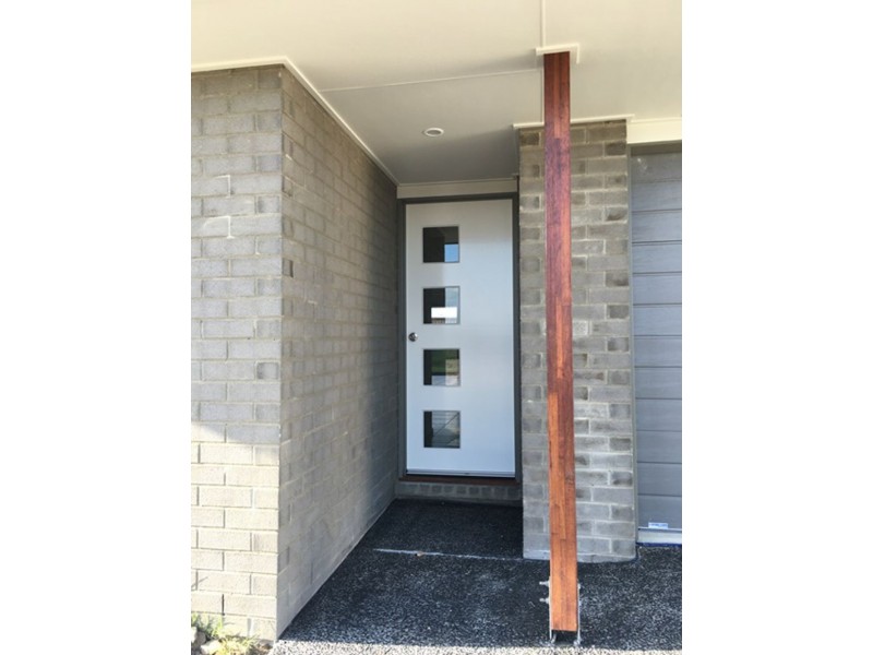 37 Grainger Cct, Burpengary QLD 4505