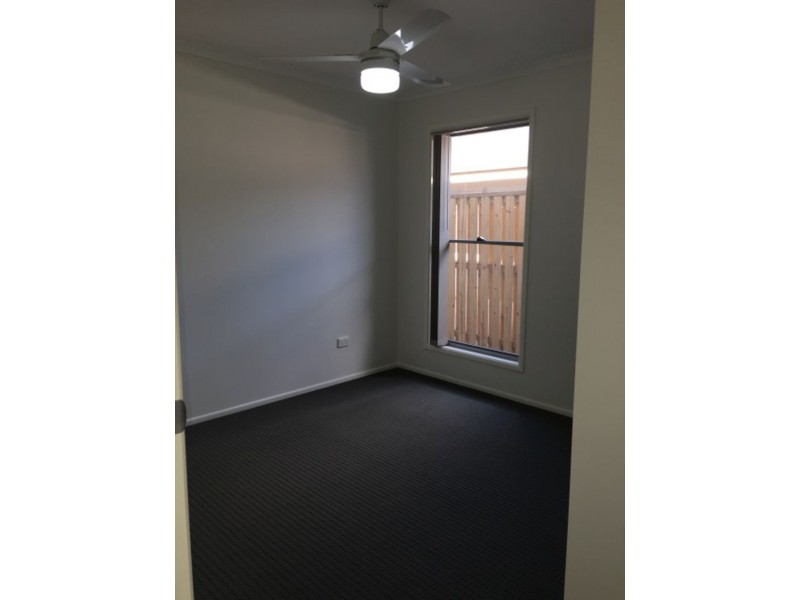 37 Grainger Cct, Burpengary QLD 4505