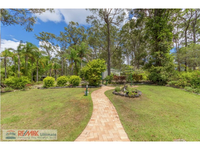 219-221 Ironbark Drive, Woodford QLD 4514