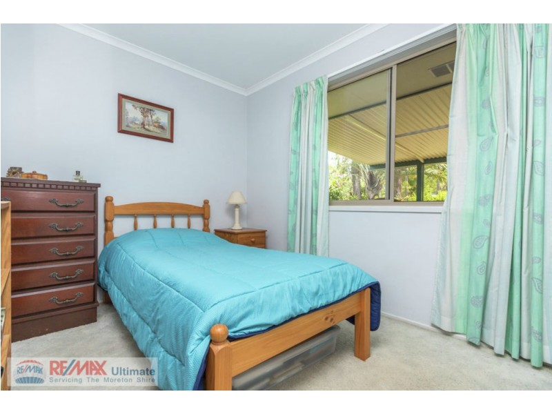 219-221 Ironbark Drive, Woodford QLD 4514