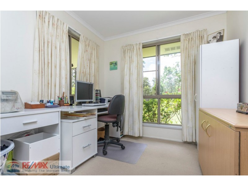 219-221 Ironbark Drive, Woodford QLD 4514