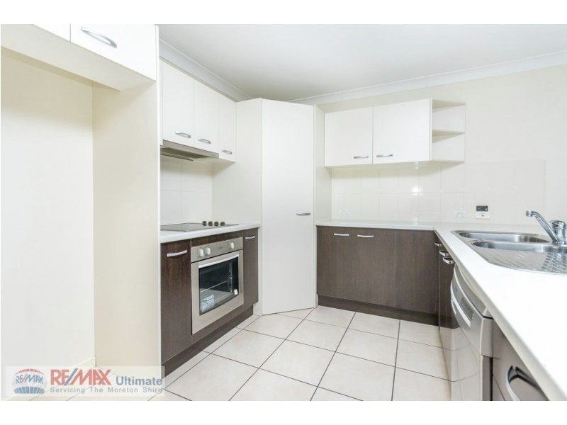 16 Bangalow Street, Morayfield QLD 4506